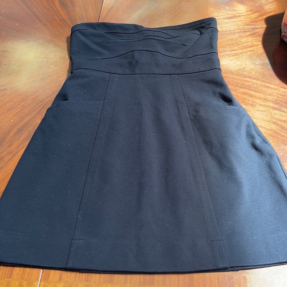 Theory Strapless Medium Fitted dress